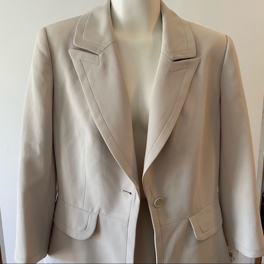 🤍 NWT Nygard Cream Suit Set 🤍